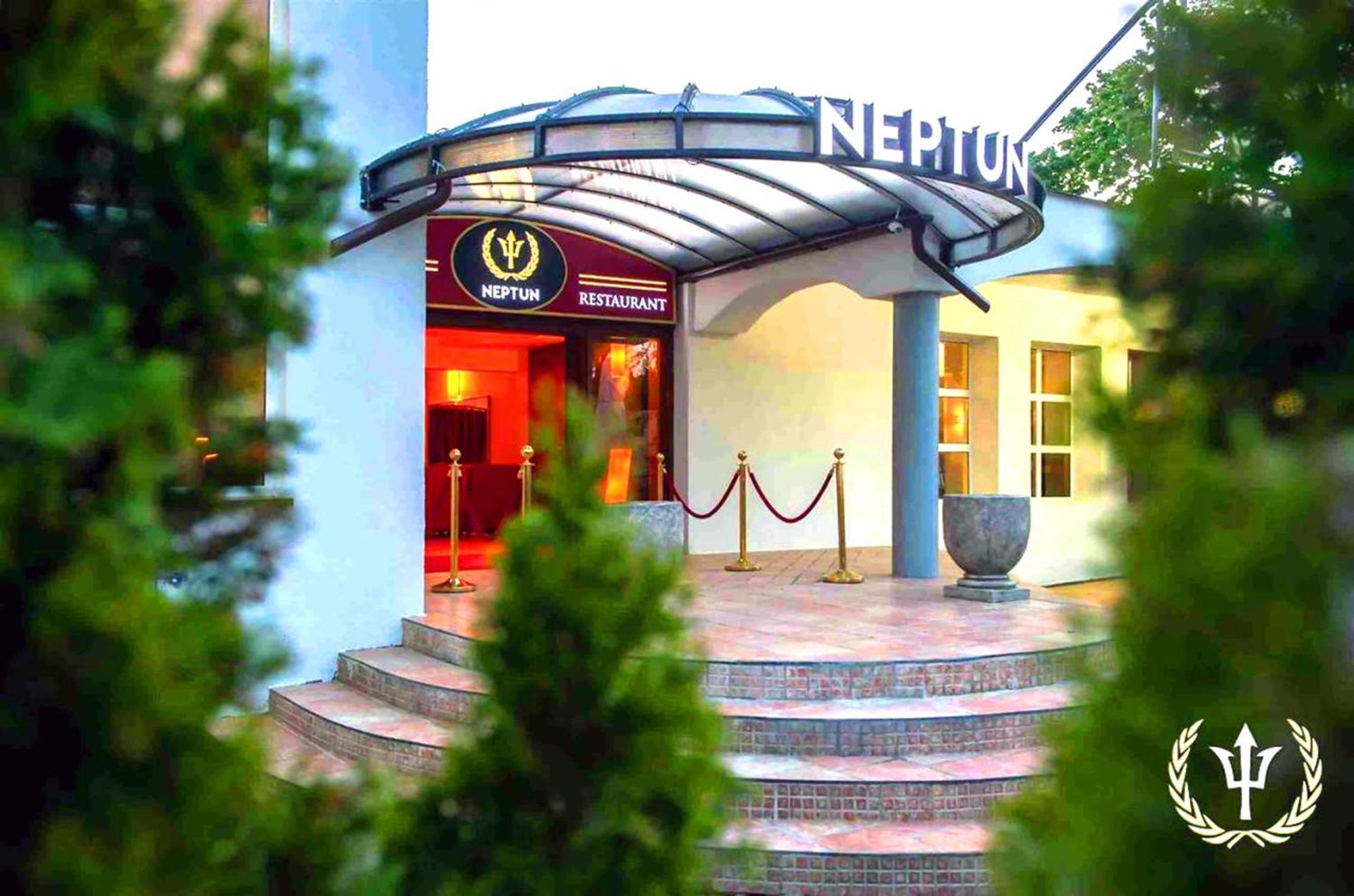 Hotel Neptun Jastrzebia Gora Exterior photo